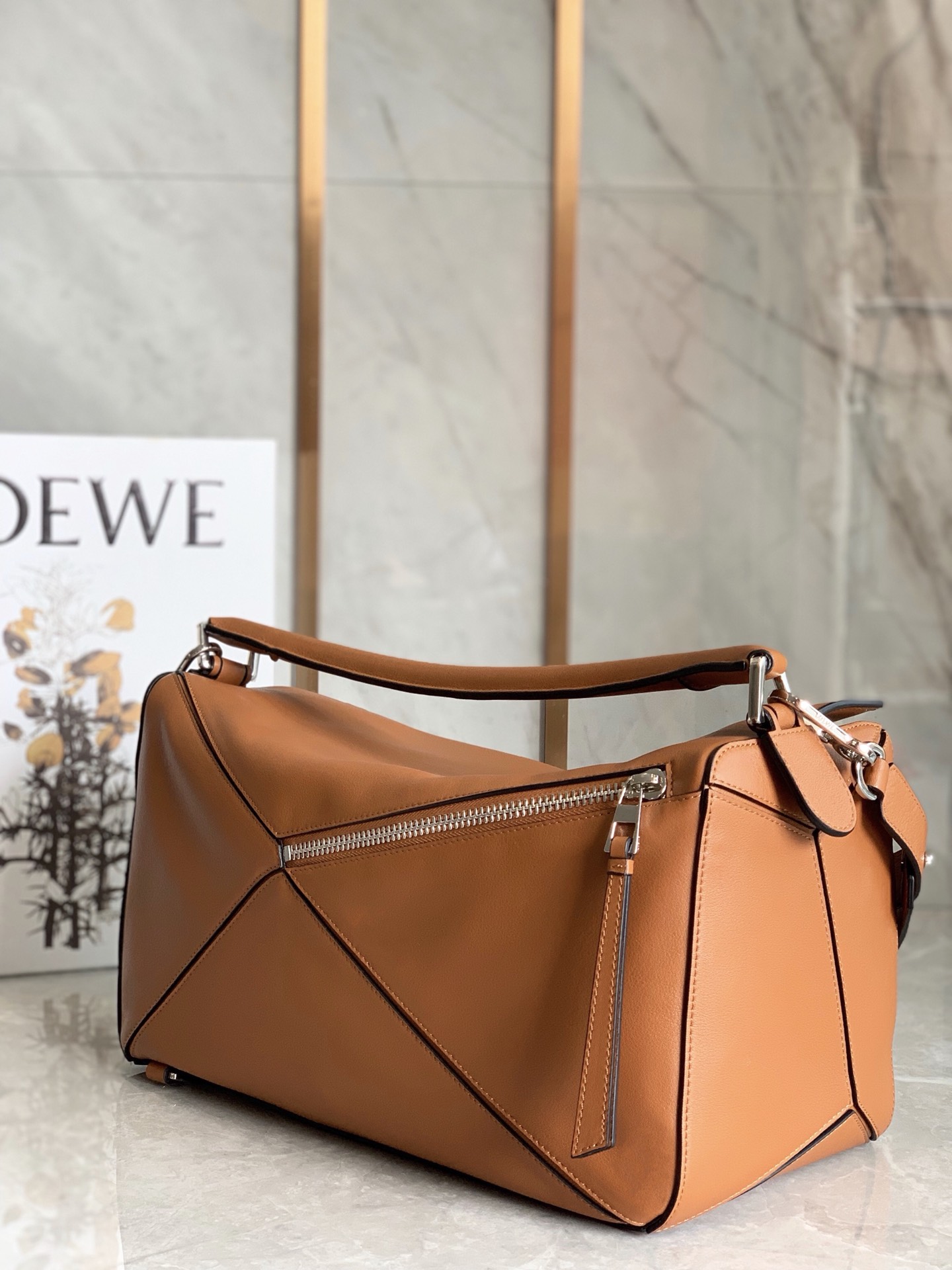 Loewe Large Puzzle Bag in Classic Calfskin Warm Desert